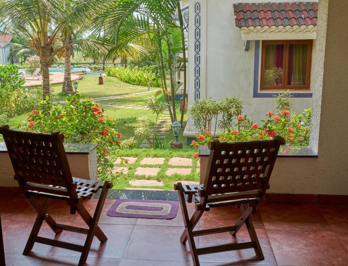 Villa Riviera Sapphire Siolim Exterior foto